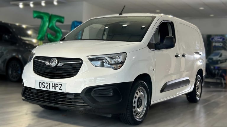 2021 Vauxhall Combo 2300 1.5 Turbo D 100ps H1 Dynamic Van Van Diesel Manual