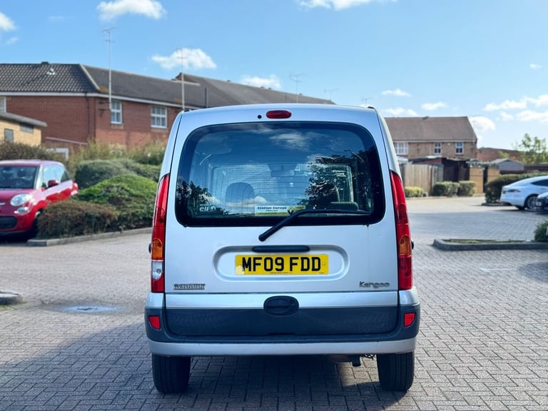 2009 Renault Kangoo 1.6 Expression 5dr Auto MPV Petrol Automatic