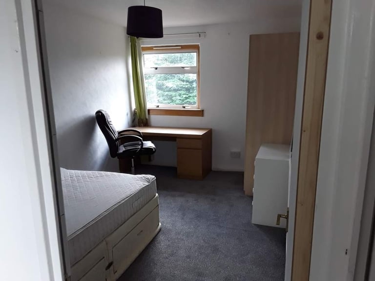 Room to rent near KING'S BUILDINGS CAMERON TOLL LIBERTON 