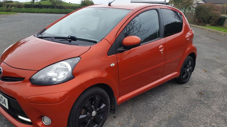 *!*BARGAIN*!* 2012 Toyota Aygo 1 Litre **FULL YEARS MOT** **£20 road tax** C1 107