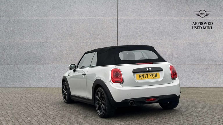  MINI Convertible 1.5 Cooper 2dr Auto Convertible Petrol Automatic