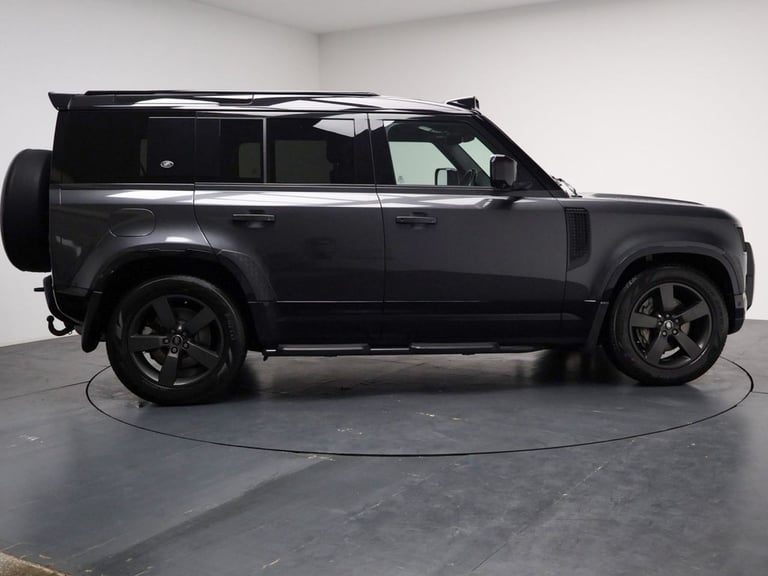 2022 Land Rover Defender 110 3.0 D300 MHEV X-Dynamic HSE SUV 5dr Diesel Auto 4WD Euro 6 (s/s) (30...