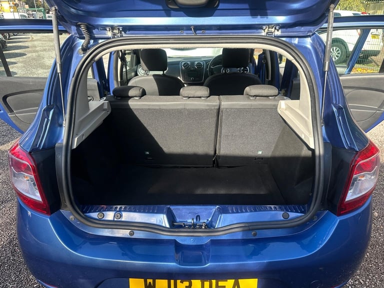 2013 Dacia Sandero 0.9 TCe Laureate Euro 5 5dr HATCHBACK Petrol Manual