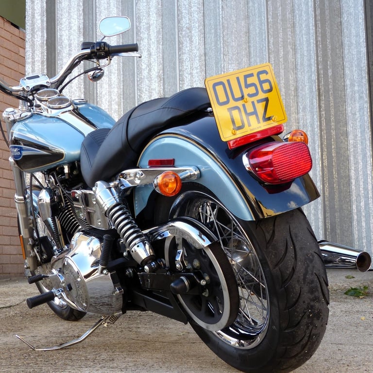  2006 Harley-Davidson FXDL Low Rider – Stunning 1-Owner, Low Mileage Example