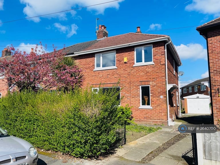 image for 3 bedroom house in Oak Street, Croft, WA3 (3 bed) (#2640700)