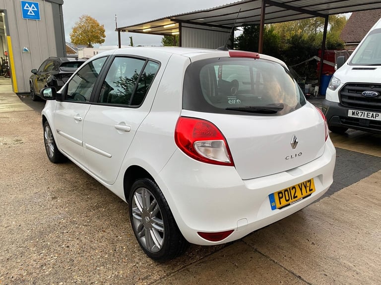 2012 Renault Clio 1.2 Dynamique TomTom Euro 5 5dr HATCHBACK Petrol Manual