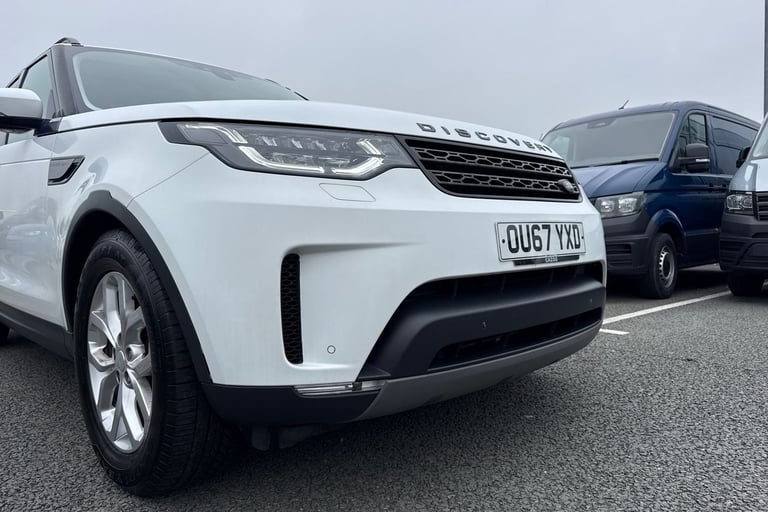 2017 Land Rover Discovery 3.0 TD V6 SE SUV 5dr Diesel Auto 4WD Euro 6 (s/s) (258 ps) SUV DIESEL A...