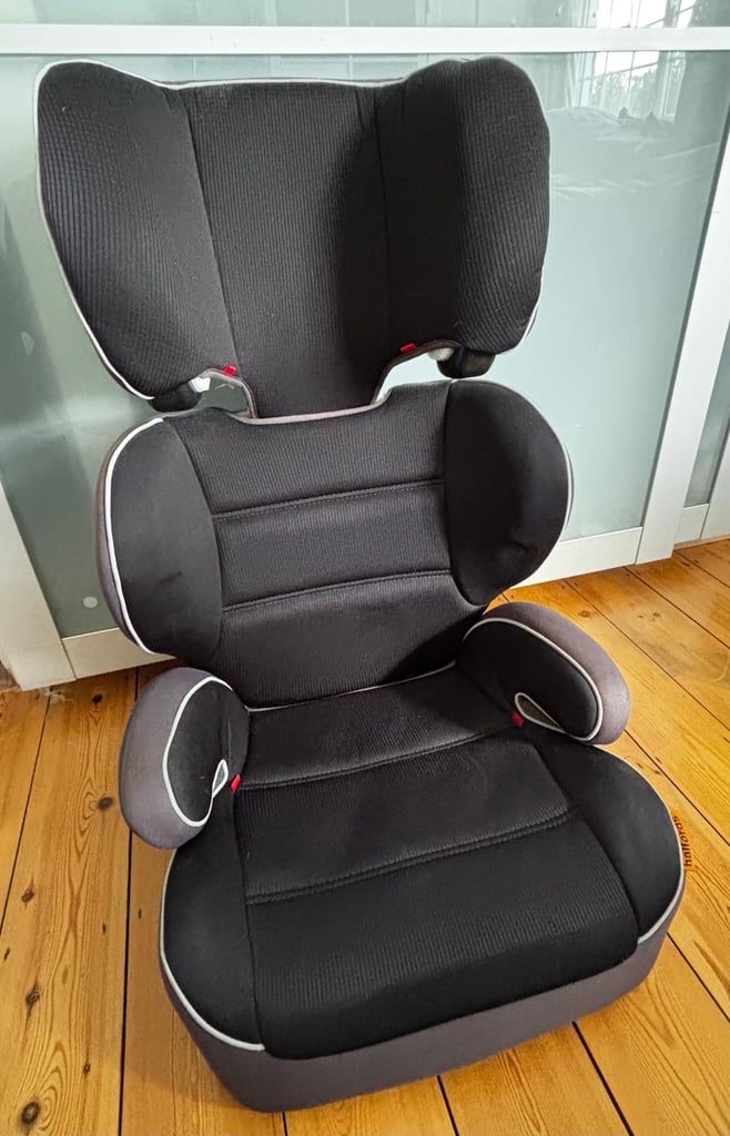 Free Black Halfords Group II, III Car Seat