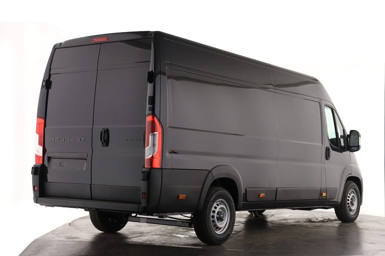 2025 Peugeot Boxer 2.2 BlueHDi 140 L4H2 435 Professional Panel Van Diesel Manual