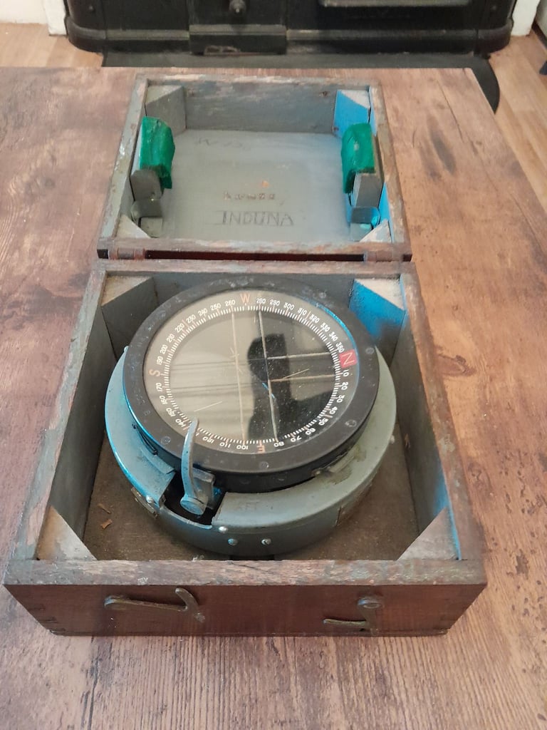 Spitfire P11 Compass