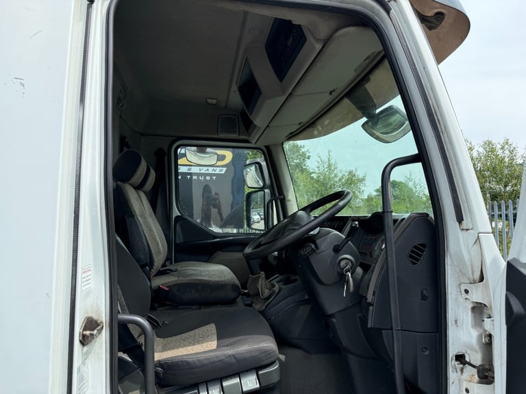 2010 Renault MIDLUM (45) NA Diesel Manual