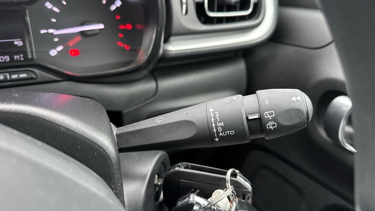 2021 Citroen C3 1.2 PureTech Shine Hatchback 5dr Petrol Manual Euro 6 (s/s) (83 ps) Hatchback Pet...