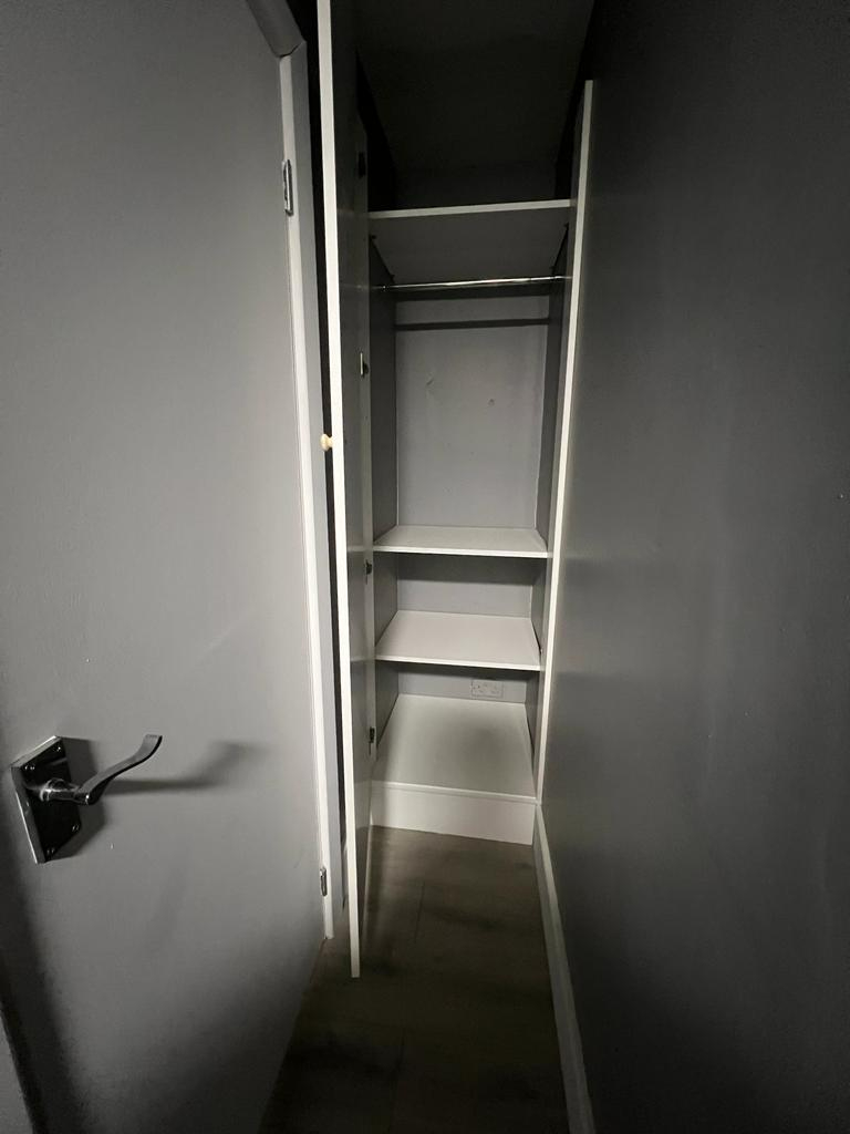 Studio Flat in Windsor SL4 3QB