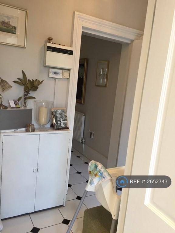 2 bedroom flat in Lorna Road, Hove, BN3 (2 bed) (#2652743)
