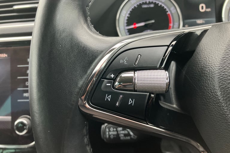 2020 Skoda Superb 1.5 TSI SE L 5dr DSG Hatchback PETROL Automatic