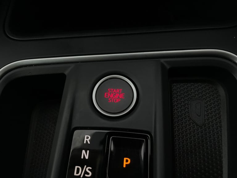 2021 SEAT Leon 1.4 eHybrid 12.8kWh XCELLENCE Hatchback 5dr Petrol Plug-in Hybrid DSG Euro  Hatchb...