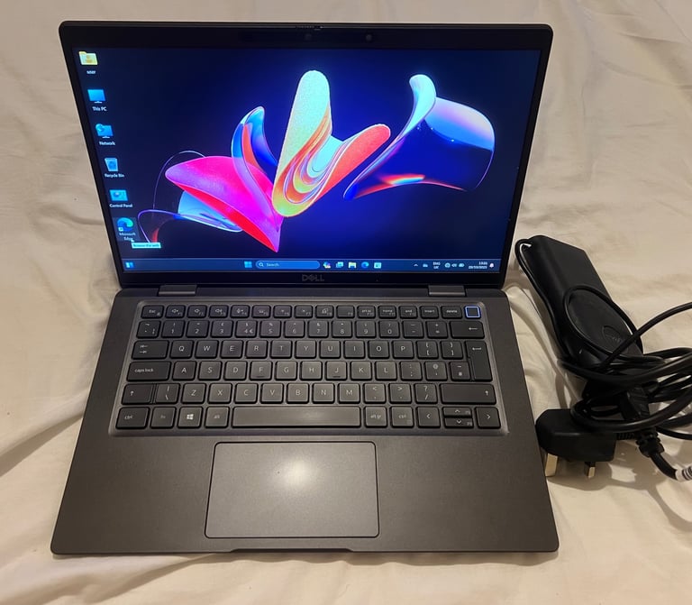 image for TOP RANGE DELL LATITUDE 7000 SERIES LAPTOP - i7 1165G7 3.0GHZ - 16GB RAM - 512GB SSD - TOUCHSCREEN