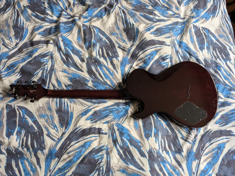 Electric guitar Cort Z44 and Marshall MG10CF amplifier - both barely used