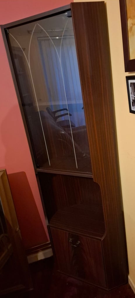 Corner unit