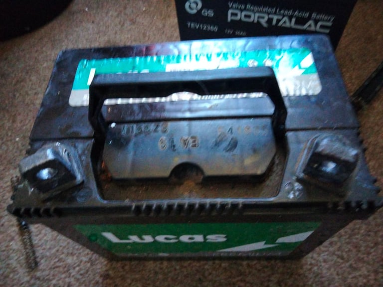 Lucas small car type battery exalent charge 