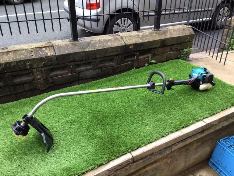 Makita RST210 2 Stroke Petrol Strimmer In excellent condition | in  Bradford, West Yorkshire | Gumtree