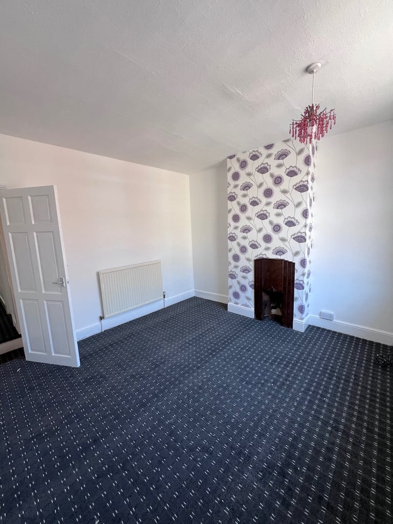 2 Bed Terraced House, Rowan Street, LE3 - Available from 22 November 2025