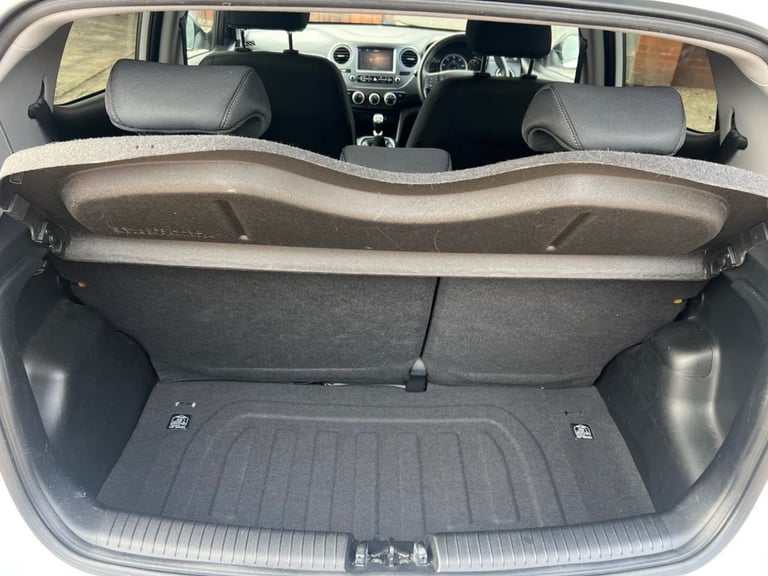 2019 Hyundai i10 1.0 Play 5dr HATCHBACK PETROL Manual