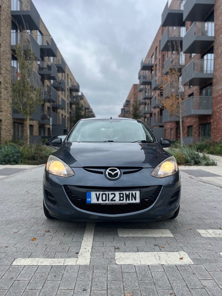 Mazda, 2, Hatchback, 2012, Manual, 1349 (cc), 5 doors