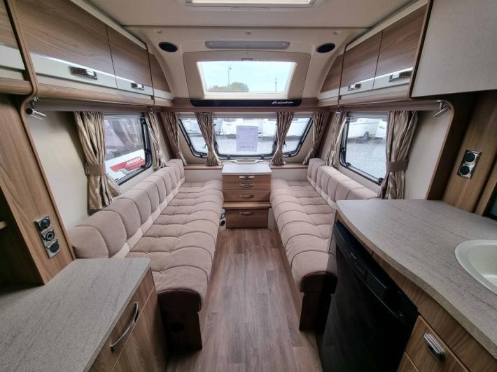 2015 Swift Challenger EVO 442 Used Caravan