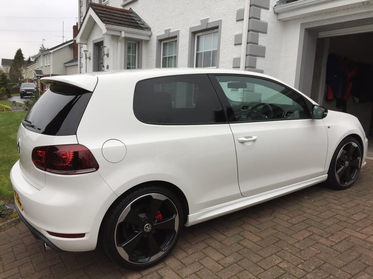 Volkswagen, GOLF, limited edition  35 Hatchback, 2012, Manual, 1984 (cc), 3 doors