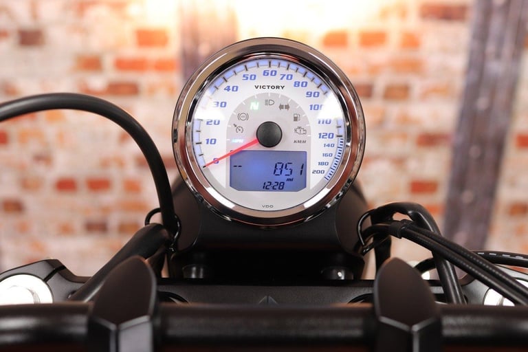 **DEPOSIT TAKEN** 2014 VICTORY JUDGE - 851 MILES!!!- 1 OWNER