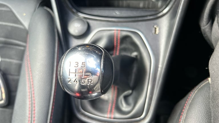 2022 Ford Puma 1.0 EcoBoost Hybrid mHEV 155 ST-Line X 5dr Petrol Hatchback Hatchback Petrol Manual