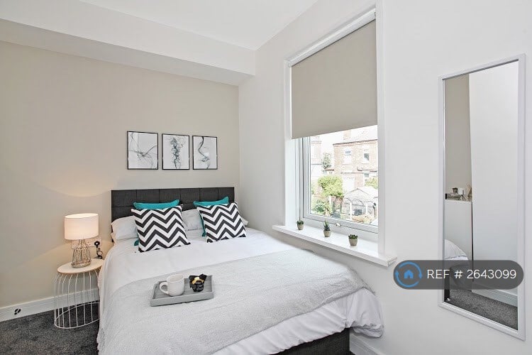 1 bedroom in Longfield Terrace, Wakefield, WF2 (#2643099)