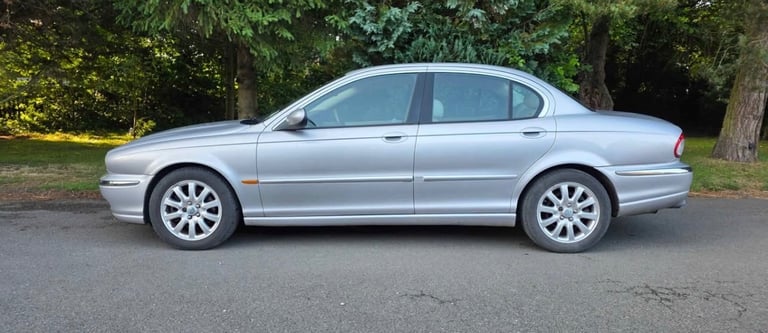 Jaguar V6 X-TYPE, Saloon (2001) for sale! 2 Keys! 