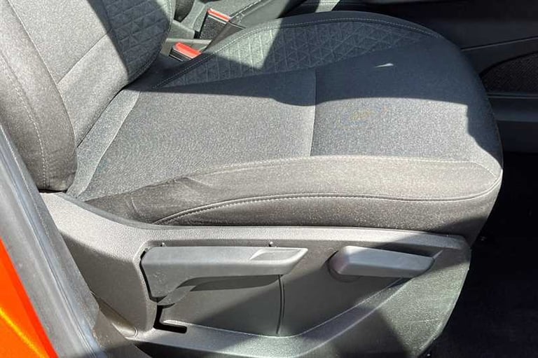 2020 Renault Clio 1.0 TCe Iconic Hatchback 5dr Petrol Manual Euro 6 (s/s) (100 ps) Hatchback Petr...