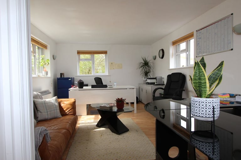 image for A Detached Bulding with Two offices / workshop building with 20Ft Shipping Container