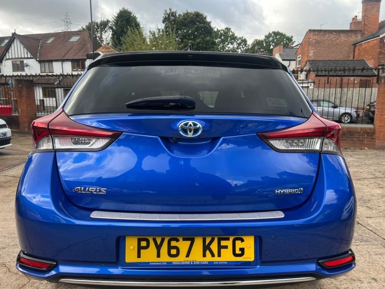 2018 Toyota Auris 1.8 Hybrid Design TSS 5dr CVT [Nav] HATCHBACK PETROL/ELECTRIC Automatic