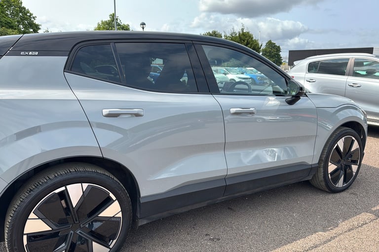  Volvo Ex30 Twin Performance 69kwh Ultra Suv 5dr Electric Auto Awd 428 Ps
