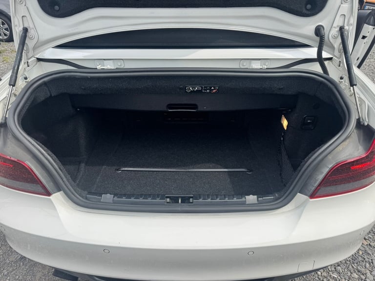 2013 BMW 1 Series 118i Sport Plus Edition 2dr CONVERTIBLE Petrol Manual