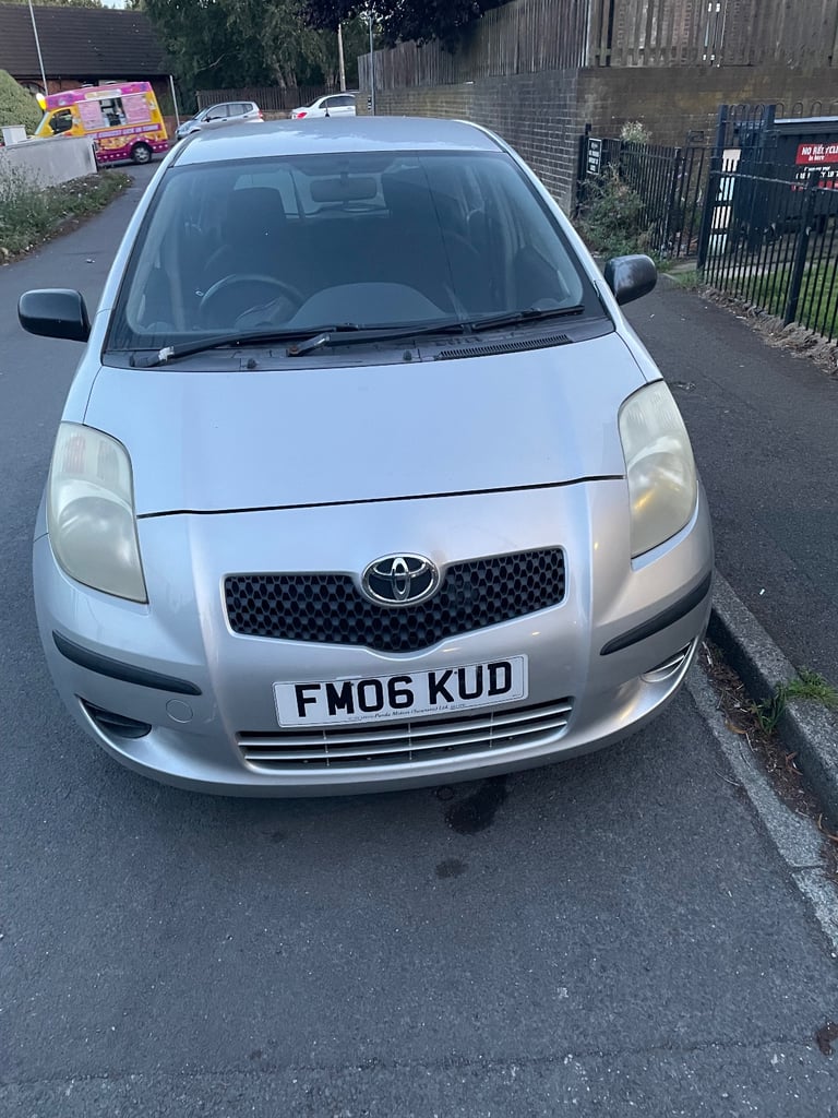 Toyota, YARIS, Hatchback, 2006, Manual, 998 (cc), 5 doors