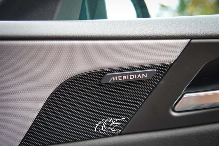 2016 Jaguar XE 2.0 XE R-Sport i Auto 4dr Saloon Petrol Automatic