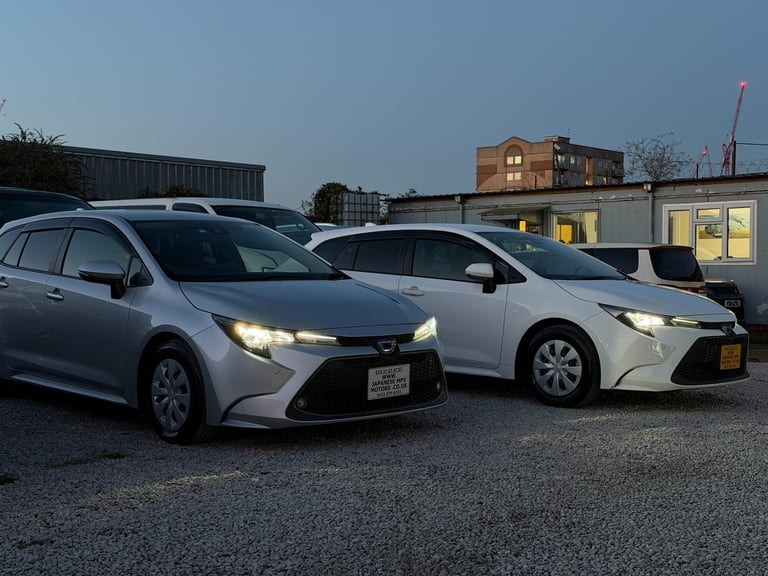 2022 Toyota Corolla TOURING ESTATE GX SILVER 1.8L PETROL HYBRID ELECTRIC AUTOMATIC 5 SEATER Estat...