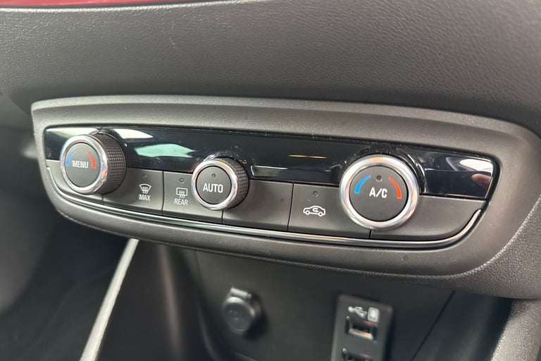 2023 Vauxhall Crossland 99594 Hatchback Petrol Automatic