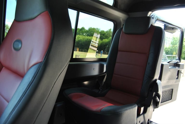 2015 Land Rover Defender XS Station Wagon TDCi [2.2] WINDOW VAN DIESEL Manual