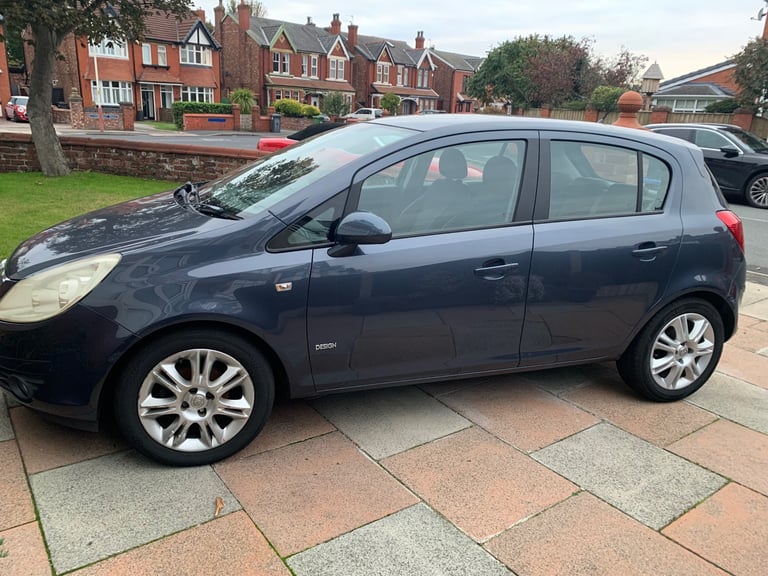 Vauxhall corsa 1.4 petrol , manual , 2008 - Image 2