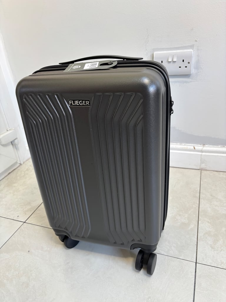 image for BRAND NEW 24”ABS LIGHT WEIGHT SUITCASE SIZ MEDIUM 