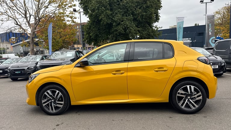 2023 Peugeot 208 1.2 PureTech Allure Premium + Hatchback 5dr Petrol EAT Euro 6 (s/s) (100 ps Hatc...