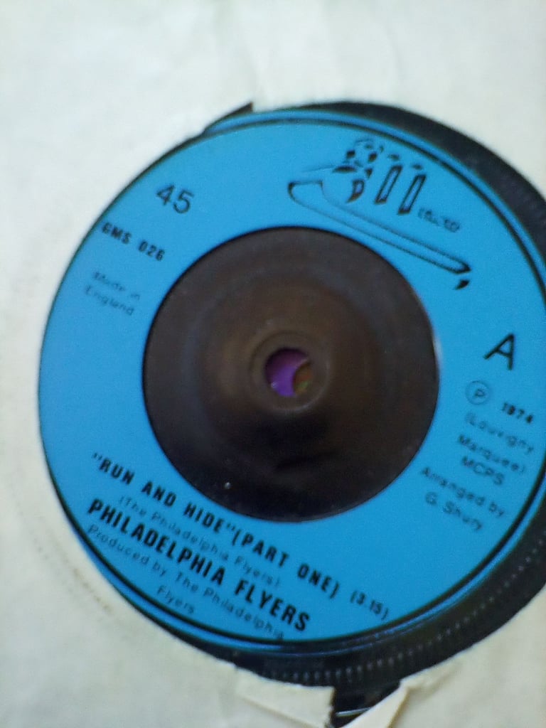 image for PHILADELPHIA FLYERS, RUN AND HIDE, 7 INCH VINYL SINGLE ,.