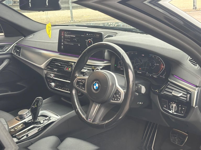 2022 BMW 5 Series 2.0 520d MHT M Sport Steptronic xDrive Euro 6 (s/s) 4dr SALOON Diesel/Electric ...