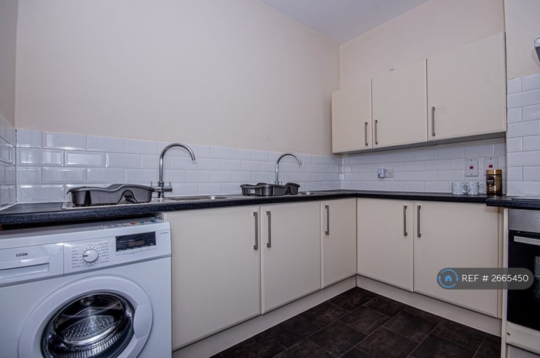 6 bedroom house in Bedford Street, Leamington Spa, CV32 (6 bed) (#2665450)